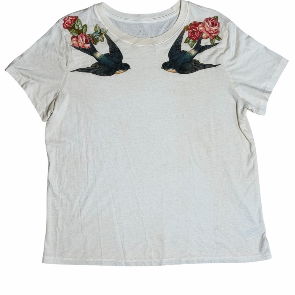 Swallow Bird Graphic Tee XXL Cream Floral Tattoo Style T-Shirt Indie Plus Size